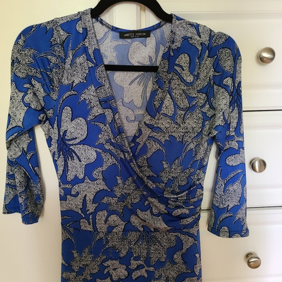 Blue Floral Pattern Dress - Picture 4 of 5